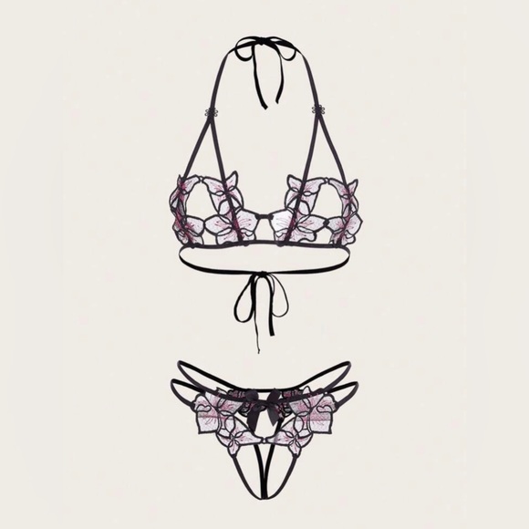 SEXY Floral Appliques Cut Out Lingerie Set *NEW* - Picture 1 of 4